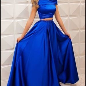 Formal ball gown, pageant, prom, quiencenara dress